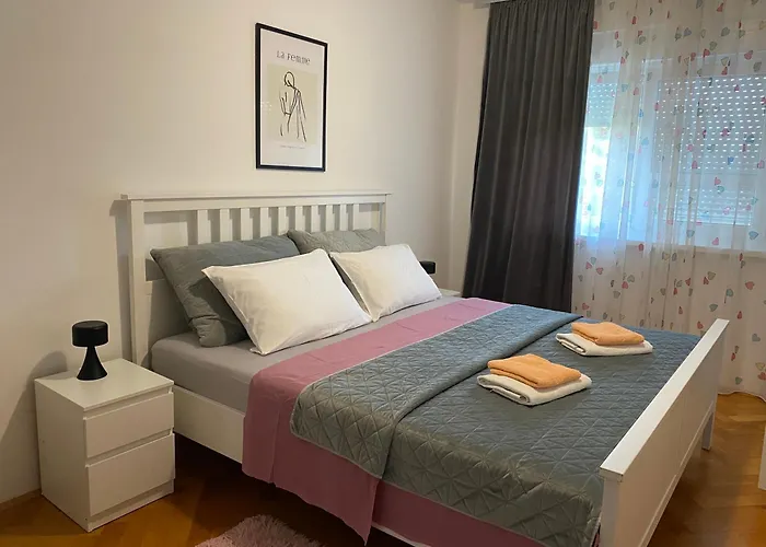 Apartment In The City Center