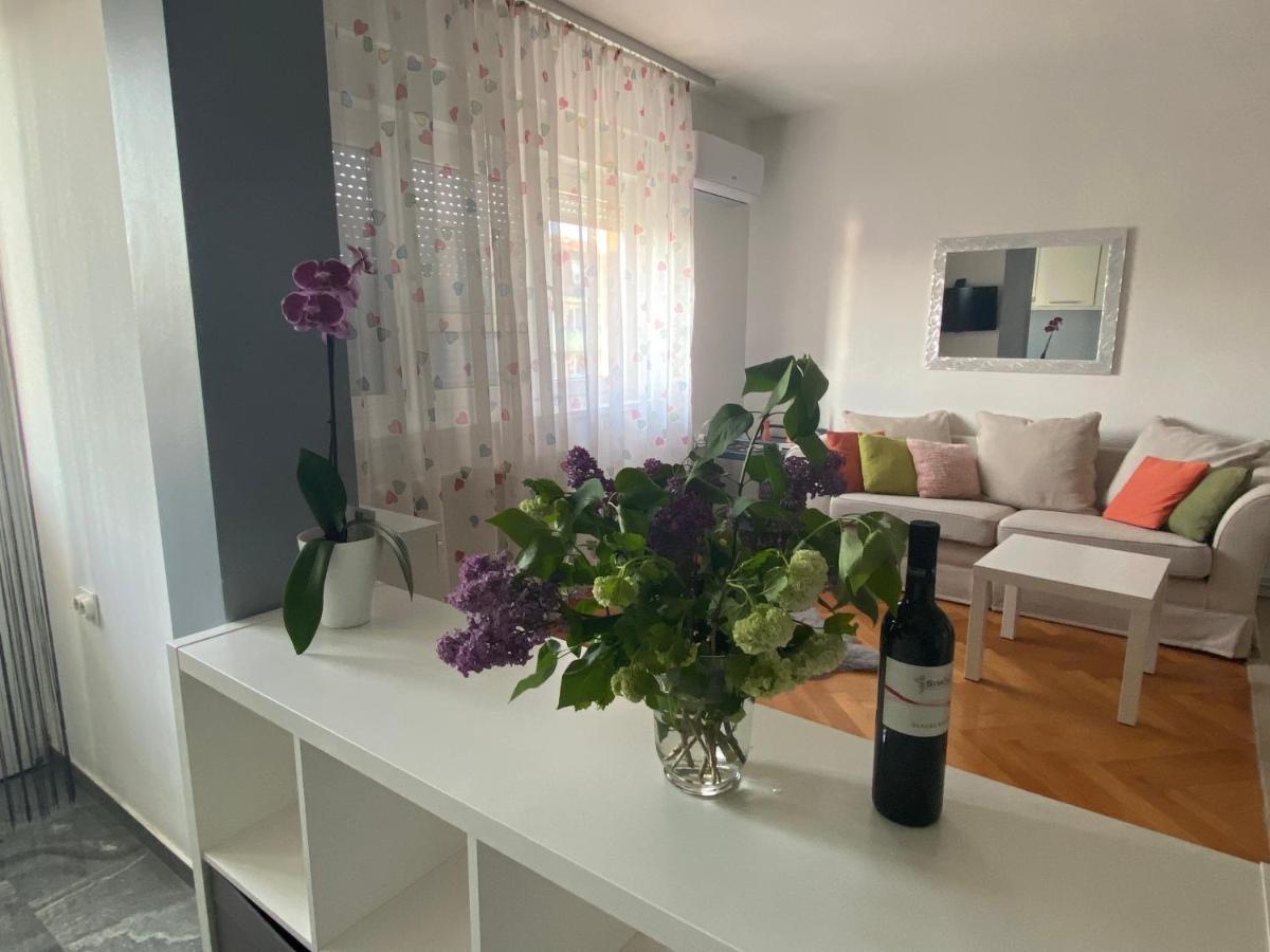 In The Center Apartment